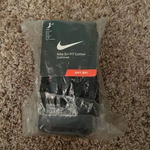 Black Nike Crew Socks